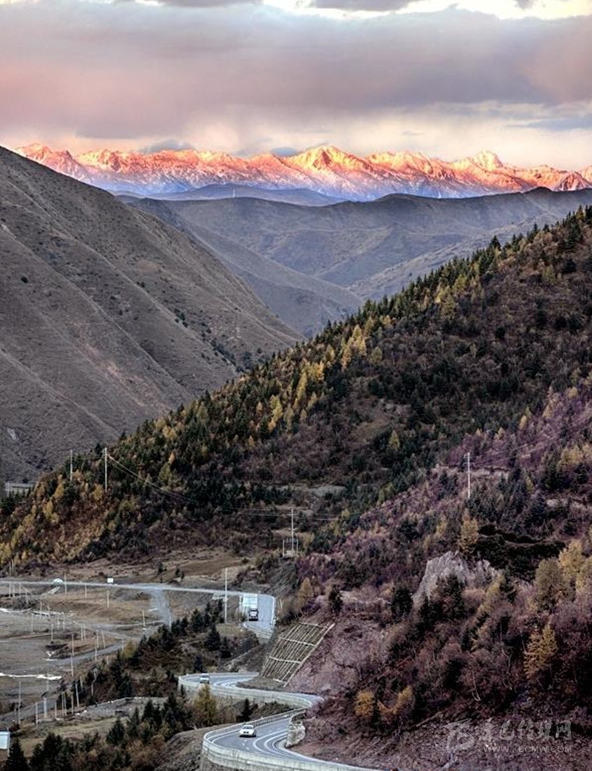 公路都這么美，你在川西高原到底錯過了多少風景？