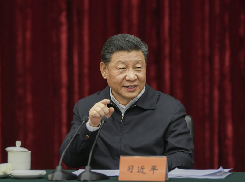 2019年4月15日至17日，中共中央總書(shū)記、國(guó)家主席、中央軍委主席習(xí)近平在重慶考察，并主持召開(kāi)解決“兩不愁三保障”突出問(wèn)題座談會(huì)。這是4月16日下午，習(xí)近平主持召開(kāi)解決“兩不愁三保障”突出問(wèn)題座談會(huì)并發(fā)表重要講話(huà)。新華社記者 謝環(huán)馳 攝