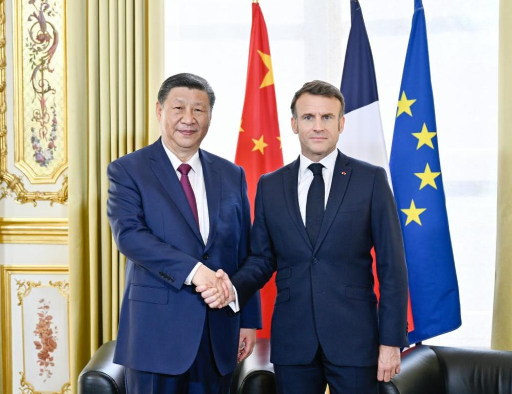 當?shù)貢r間5月6日下午，國家主席習近平在巴黎愛麗舍宮同法國總統(tǒng)馬克龍舉行會談。新華社記者 殷博古 攝